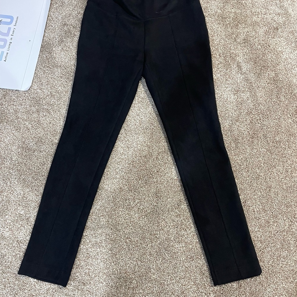 Andrew Marc small S Black Women’s Ponte Knit Ankle Pants